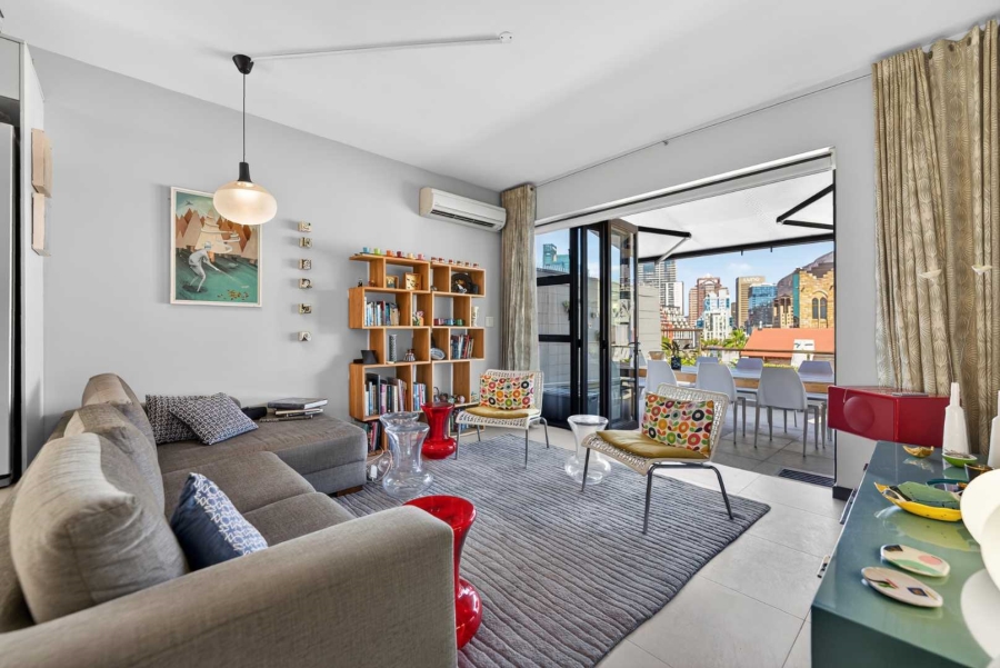 2 Bedroom Property for Sale in Green Point Western Cape